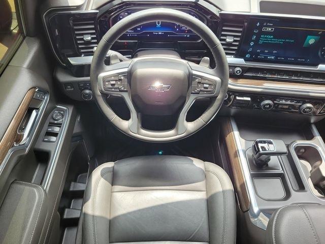 Chevrolet Silverado 1500 Trail Boss LT Crew Cab 4WD 2024