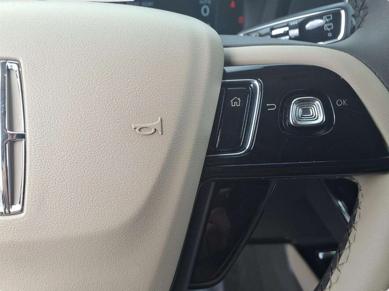 Lincoln Corsair Premiere 2024