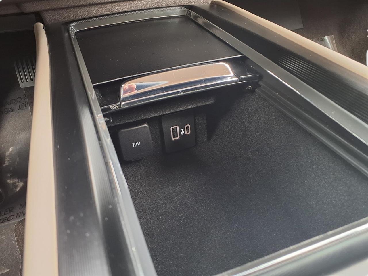 Lincoln Corsair Premiere 2024