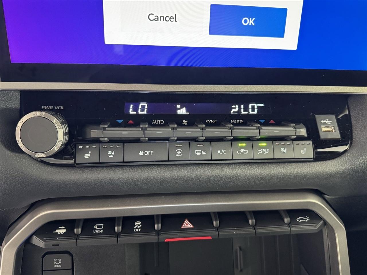 Toyota Tundra Limited CrewMax 4WD 2026