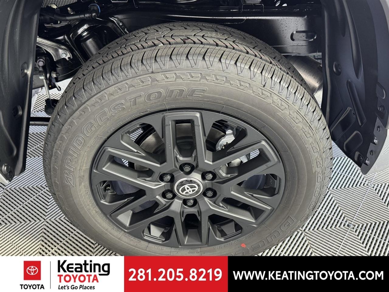 Toyota Tundra Limited CrewMax 4WD 2026