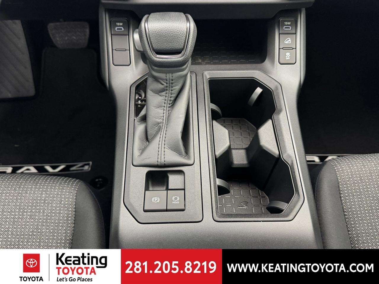 Toyota RAV4 Hybrid LE AWD 2026