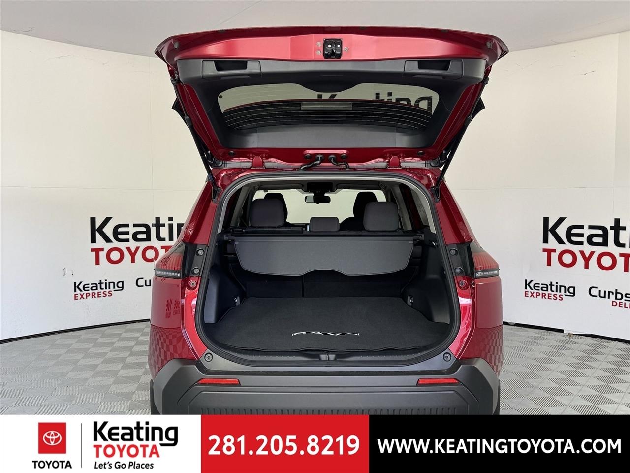 Toyota RAV4 Hybrid LE AWD 2026