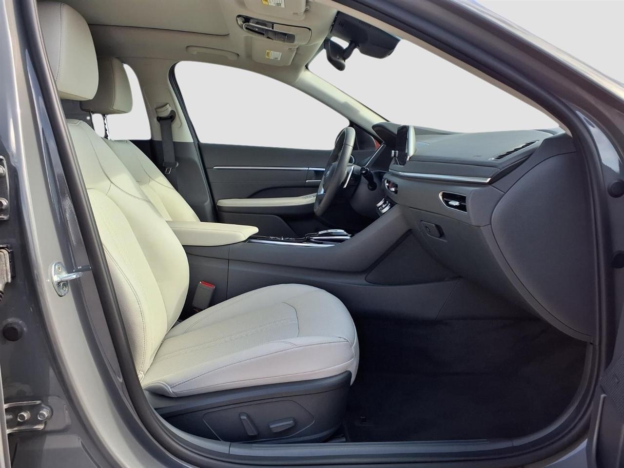 Hyundai Sonata Limited 2022