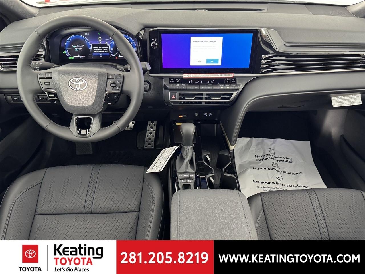 Toyota Camry Hybrid XLE 2026