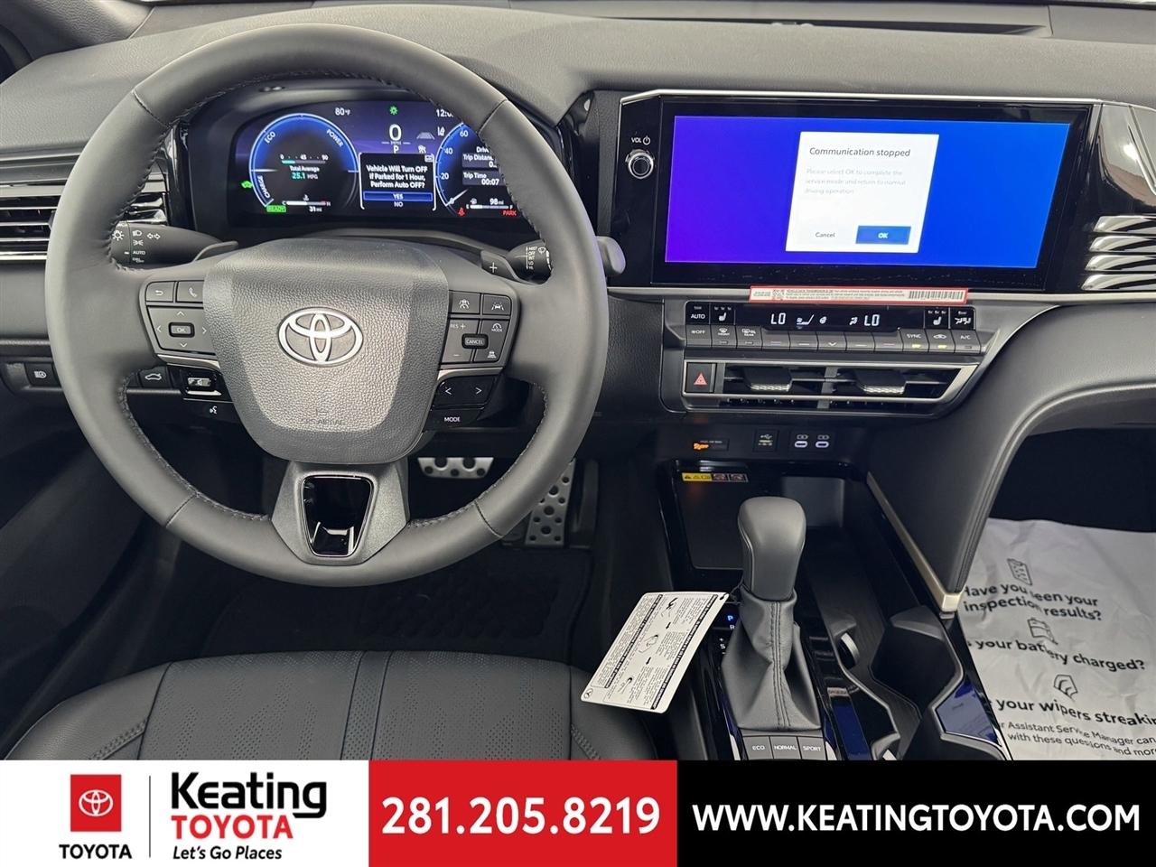 Toyota Camry Hybrid XLE 2026