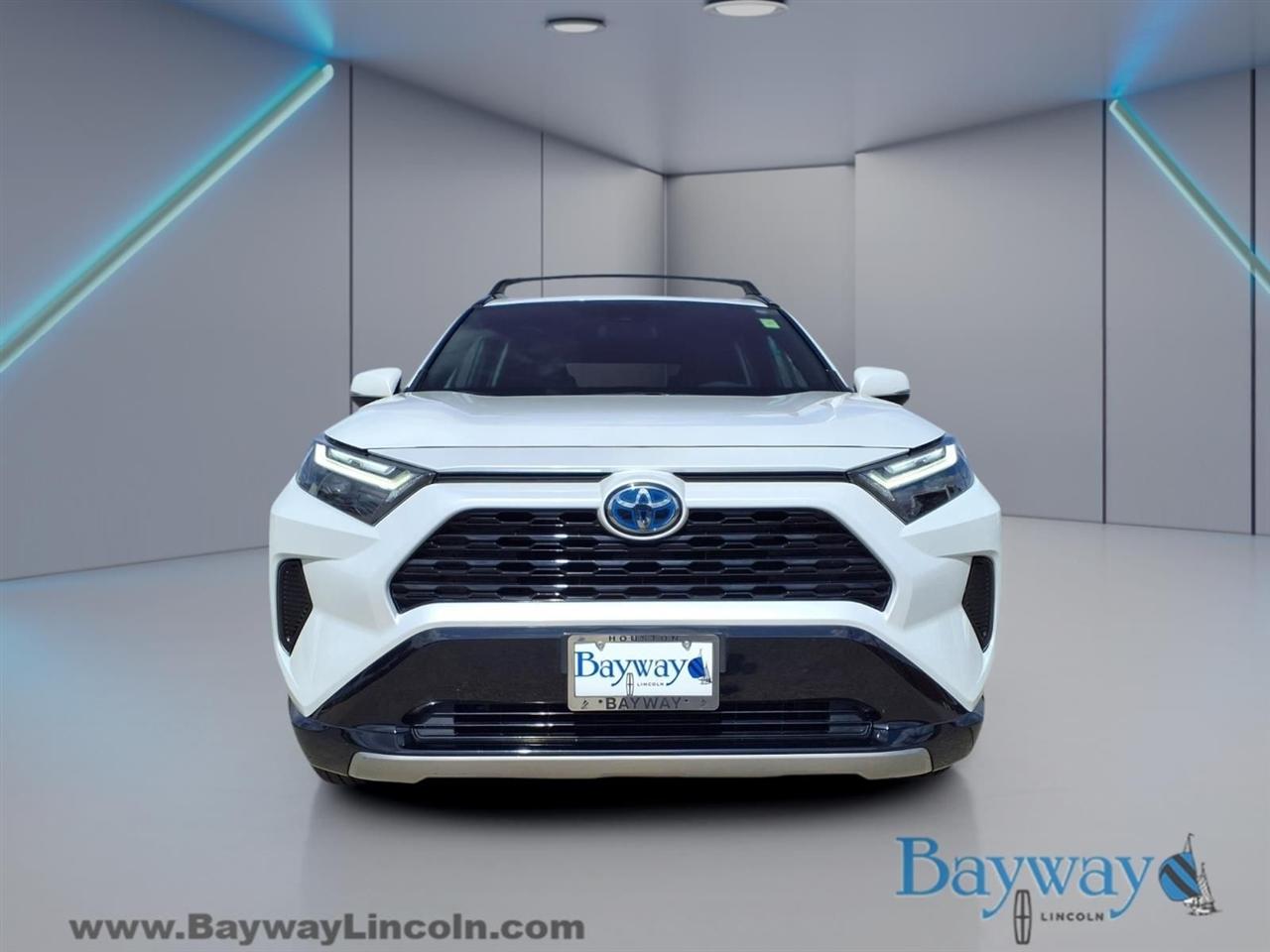 Toyota RAV4 Hybrid SE 2023
