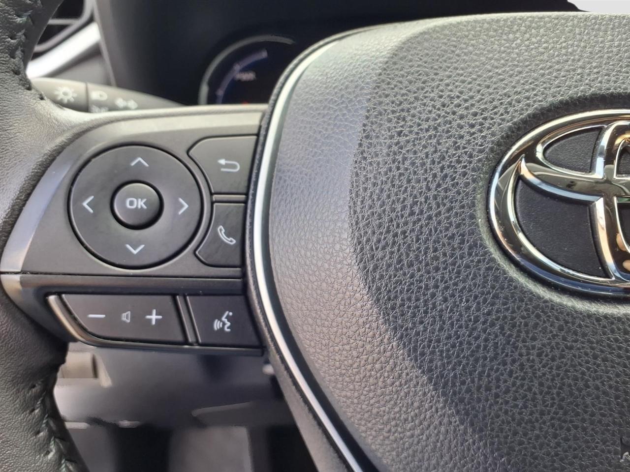 Toyota RAV4 Hybrid SE 2023