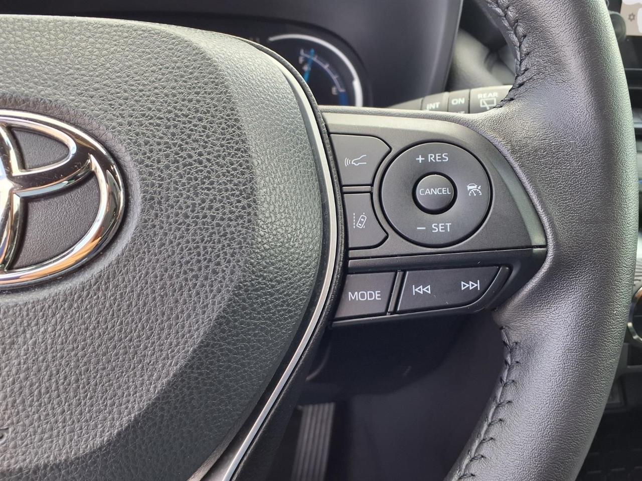 Toyota RAV4 Hybrid SE 2023