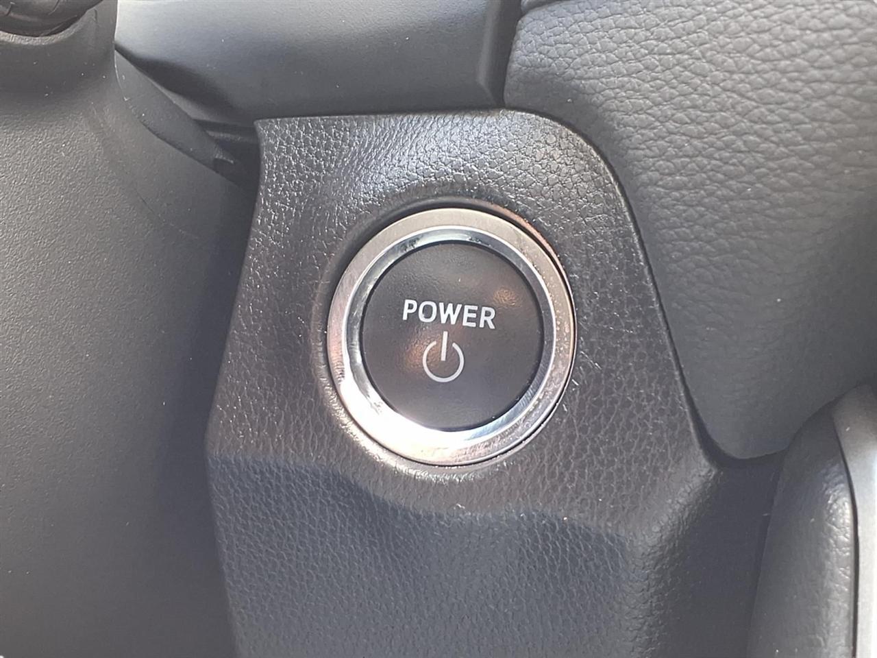 Toyota RAV4 Hybrid SE 2023