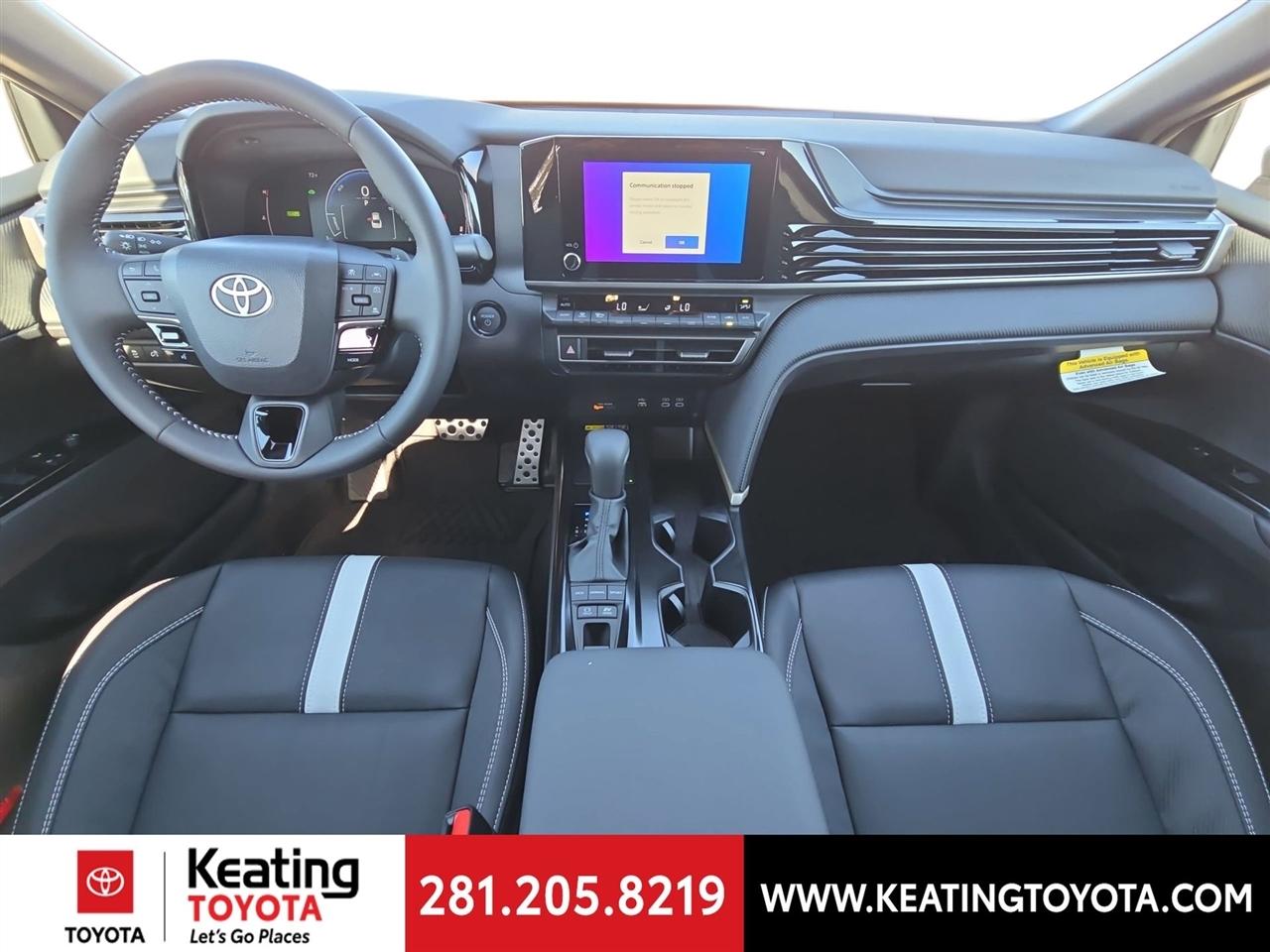 Toyota Camry Hybrid XLE 2026