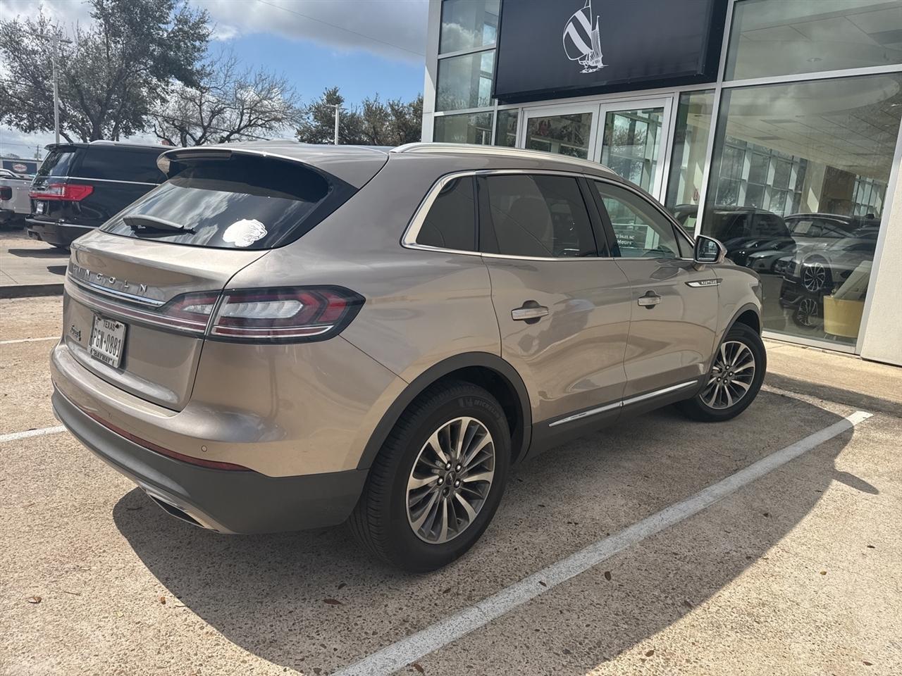 Lincoln Nautilus Base 2020