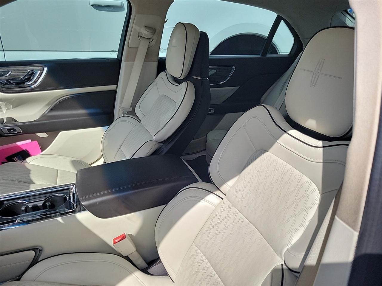 Lincoln Continental Black Label 2018