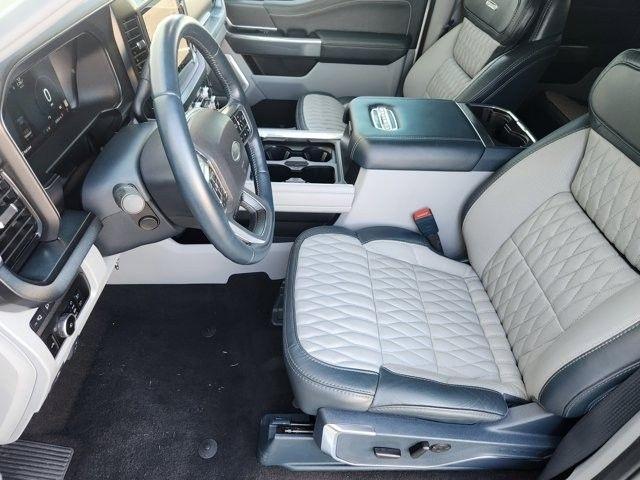 Ford F-450 SD XLT Crew Cab DRW 4WD 2024