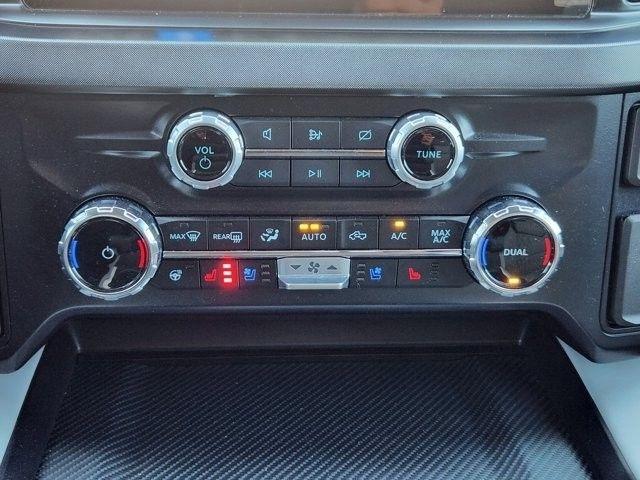 Ford F-450 SD XLT Crew Cab DRW 4WD 2024