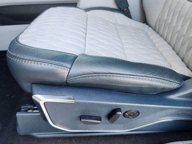 Ford F-450 SD XLT Crew Cab DRW 4WD 2024