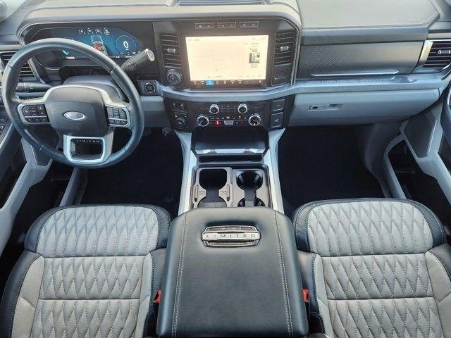 Ford F-450 SD XLT Crew Cab DRW 4WD 2024