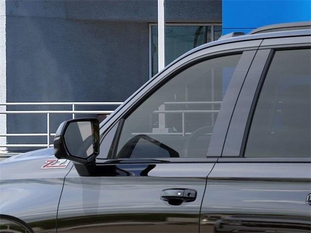 Chevrolet Suburban Z71 2026