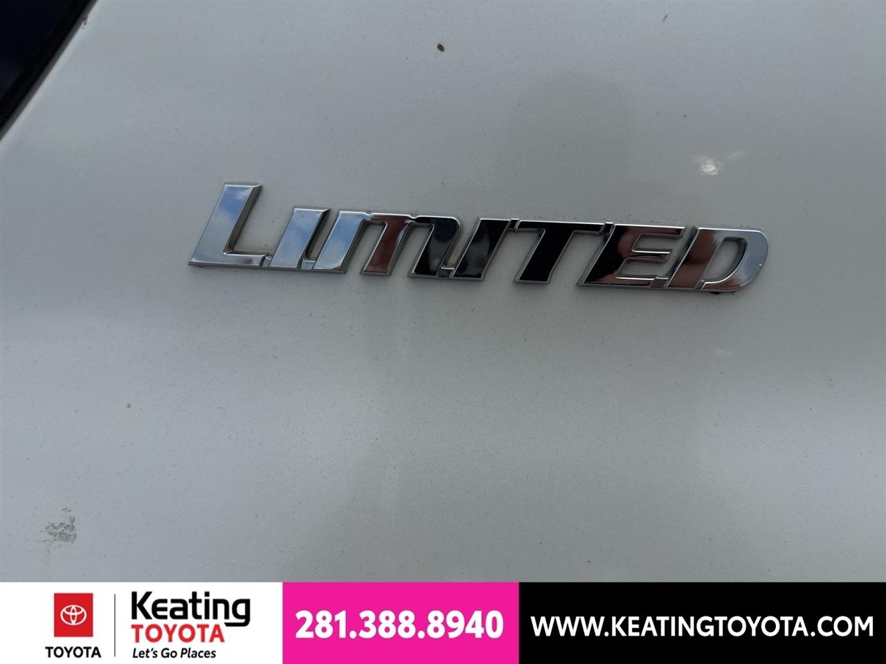 Toyota 4Runner SR5 2WD 2013