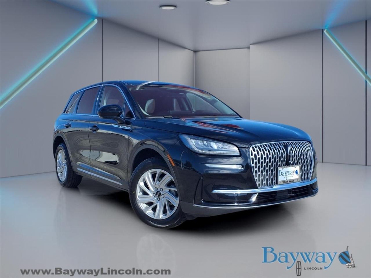 Lincoln Corsair Base 2023