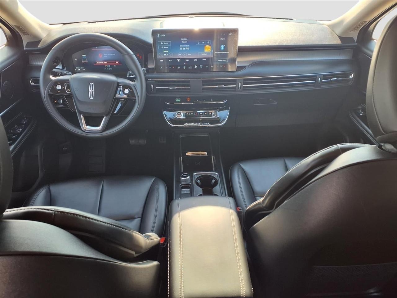 Lincoln Corsair Base 2023