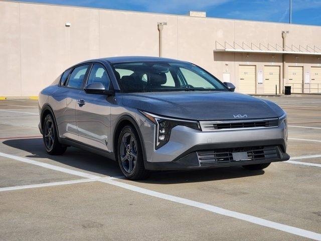 Kia K4 LXS 2025