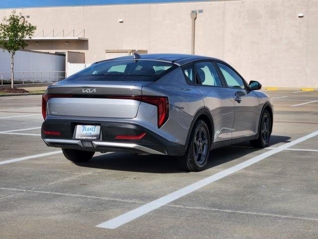 Kia K4 LXS 2025