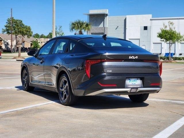 Kia K4 LXS 2025