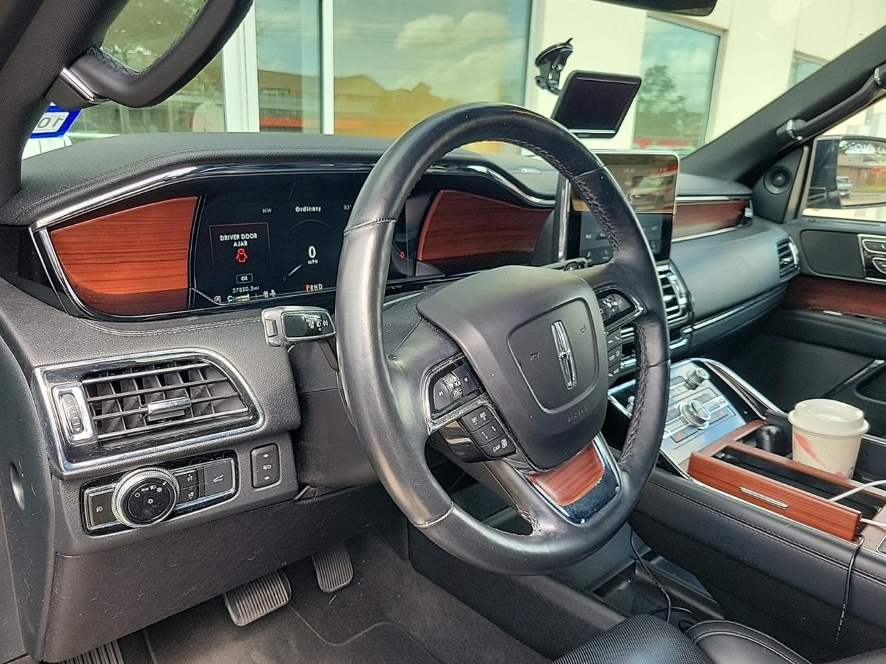 Lincoln Navigator Reserve 2WD 2021