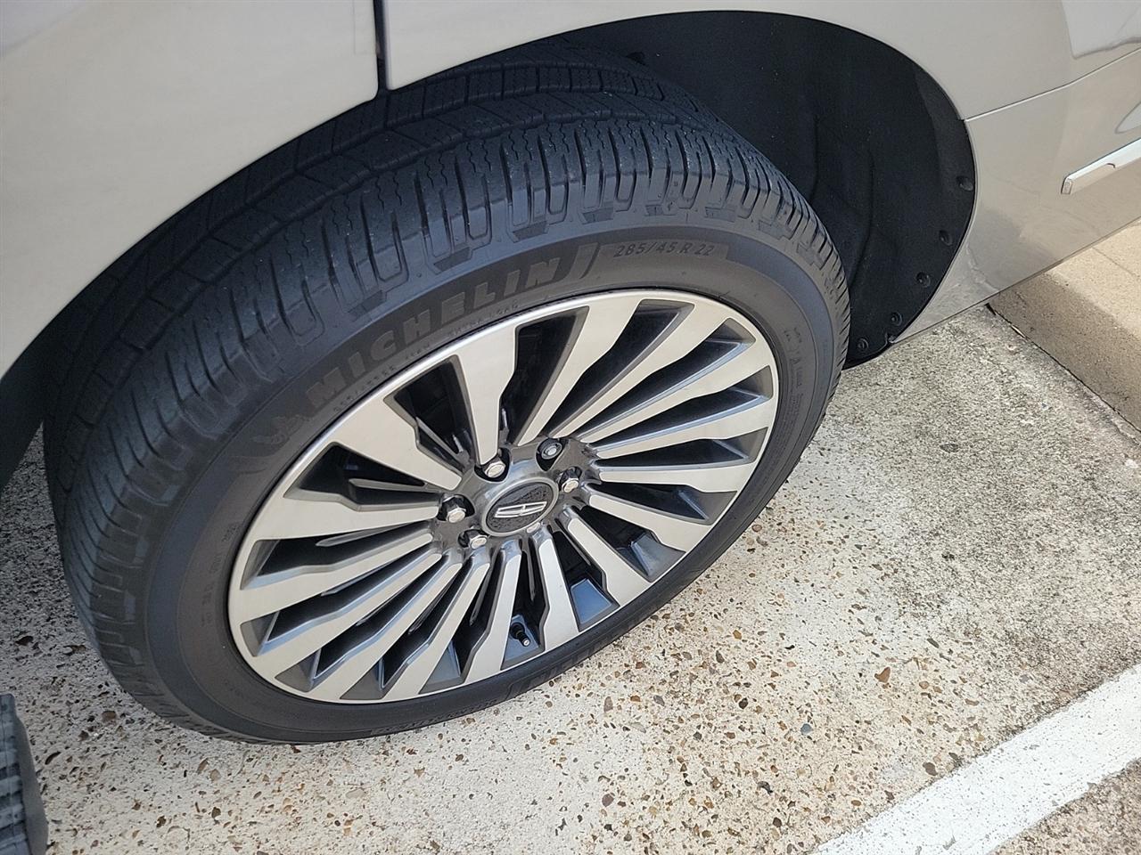 Lincoln Navigator Reserve 2WD 2021