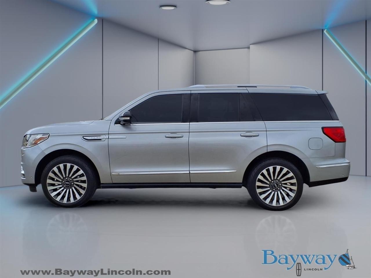 Lincoln Navigator Reserve 2WD 2021
