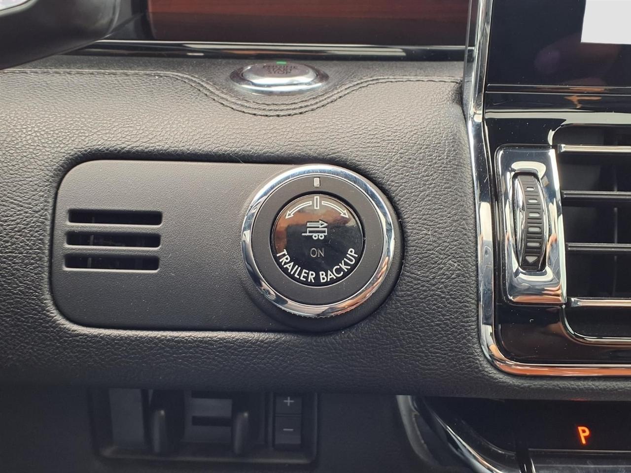 Lincoln Navigator Reserve 2WD 2021