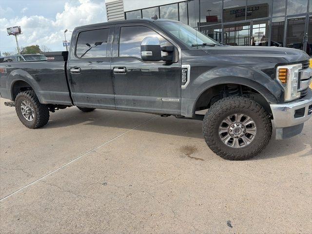 Ford F-350 SD XLT Crew Cab 4WD 2019