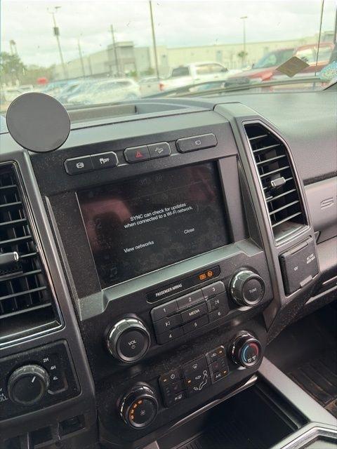 Ford F-350 SD XLT Crew Cab 4WD 2019