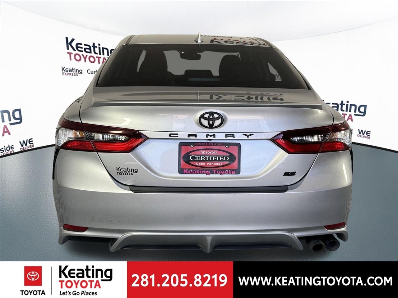 Toyota Camry SE 2024