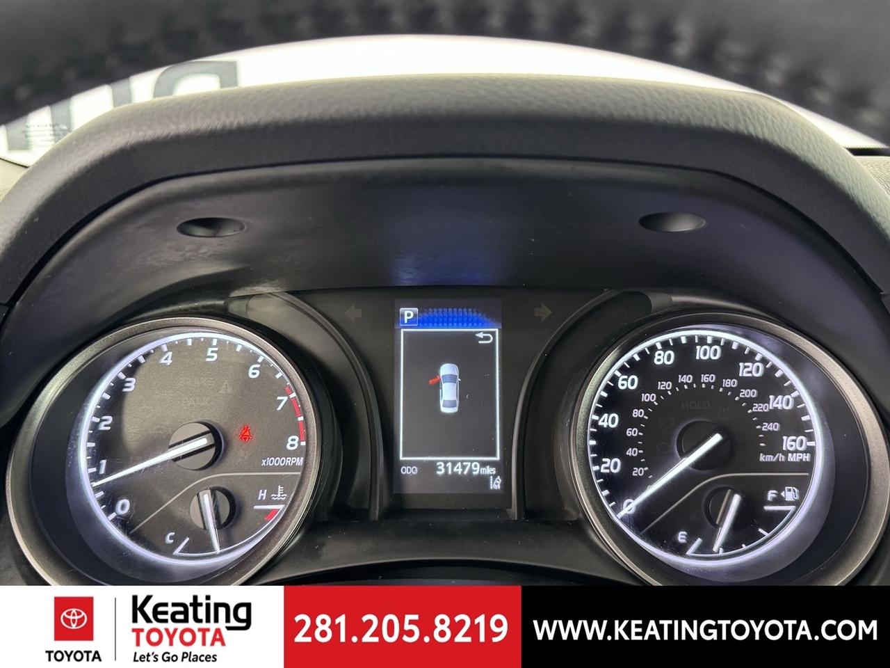 Toyota Camry SE 2024