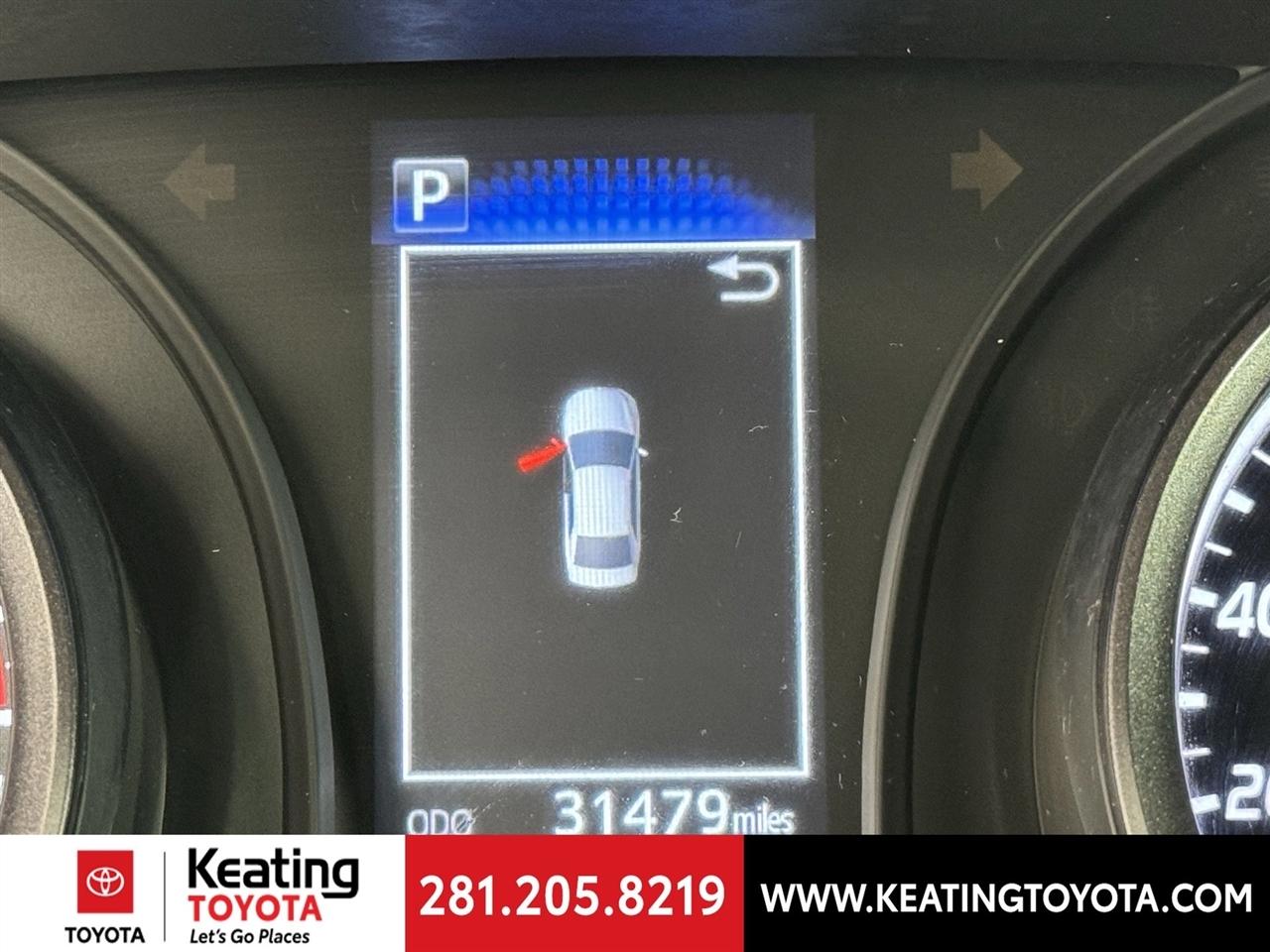 Toyota Camry SE 2024