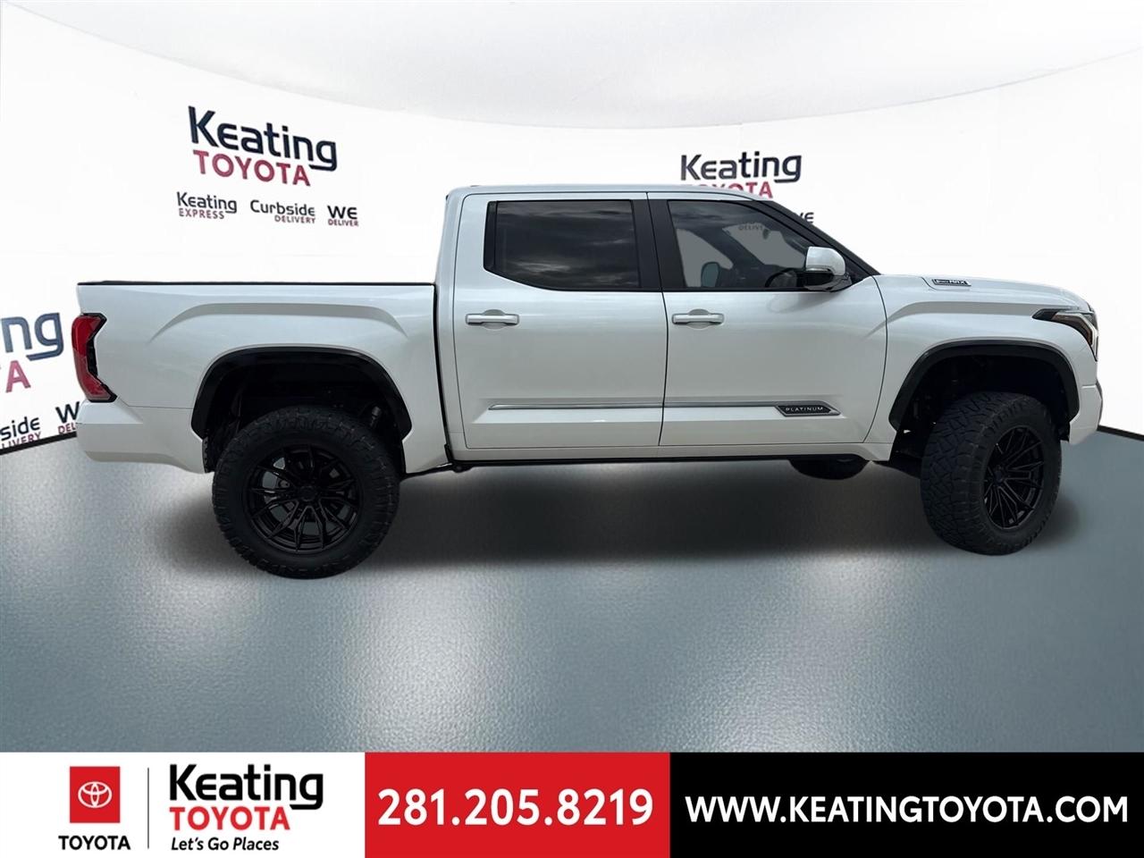 Toyota Tundra Platinum CrewMax 4WD Hybrid 2025