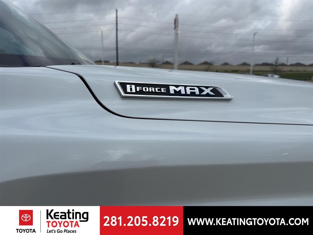 Toyota Tundra Platinum CrewMax 4WD Hybrid 2025