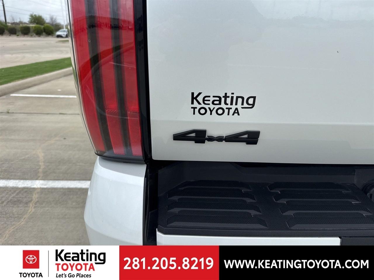 Toyota Tundra Platinum CrewMax 4WD Hybrid 2025