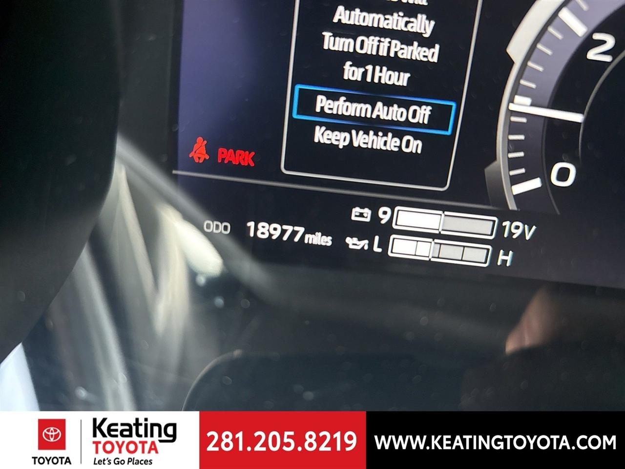 Toyota Tundra Platinum CrewMax 4WD Hybrid 2025