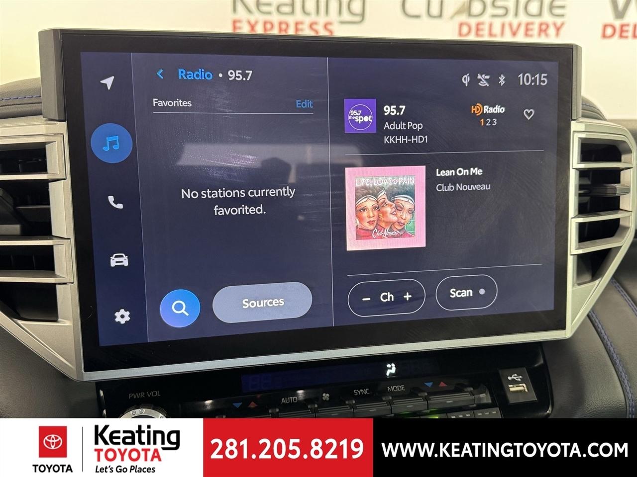 Toyota Tundra Platinum CrewMax 4WD Hybrid 2025