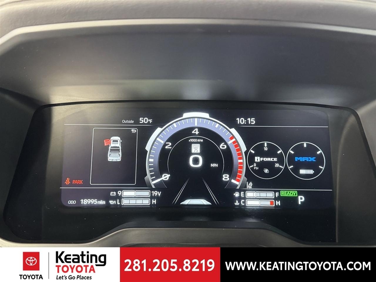 Toyota Tundra Platinum CrewMax 4WD Hybrid 2025