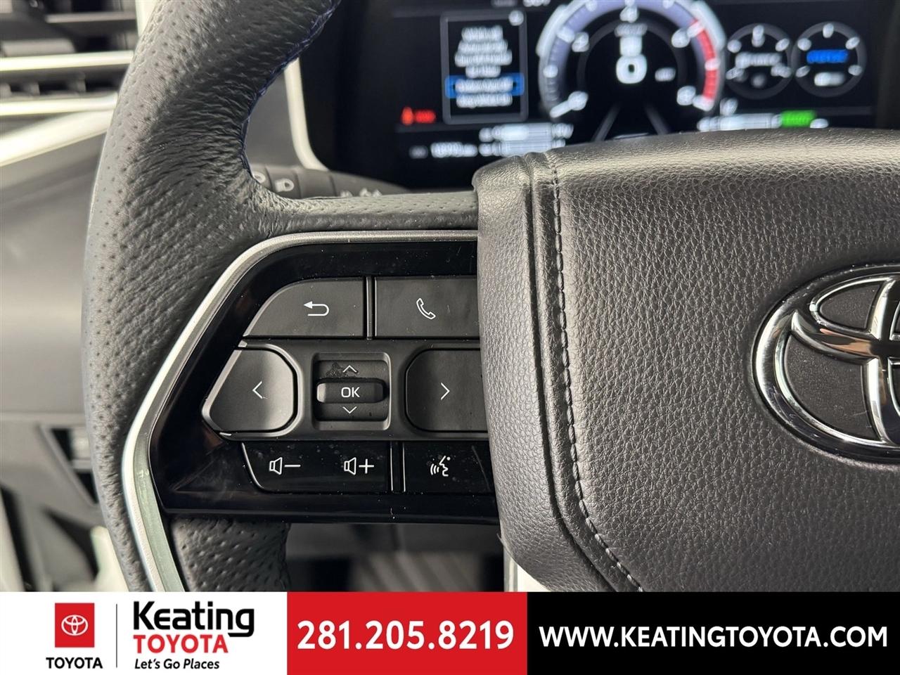 Toyota Tundra Platinum CrewMax 4WD Hybrid 2025