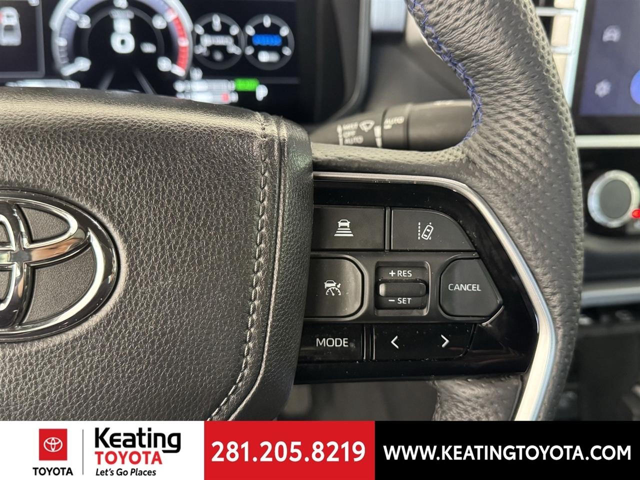 Toyota Tundra Platinum CrewMax 4WD Hybrid 2025