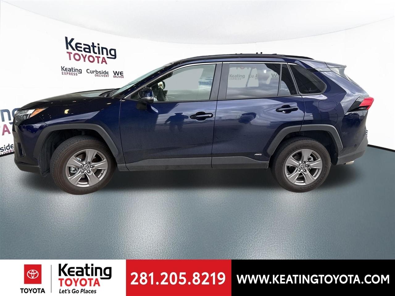 Toyota RAV4 Hybrid XLE 2025