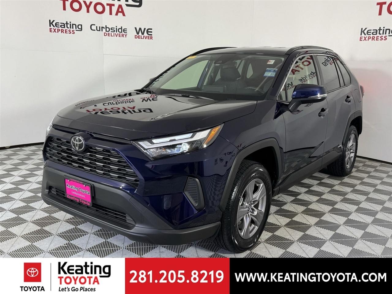 Toyota RAV4 Hybrid XLE 2025