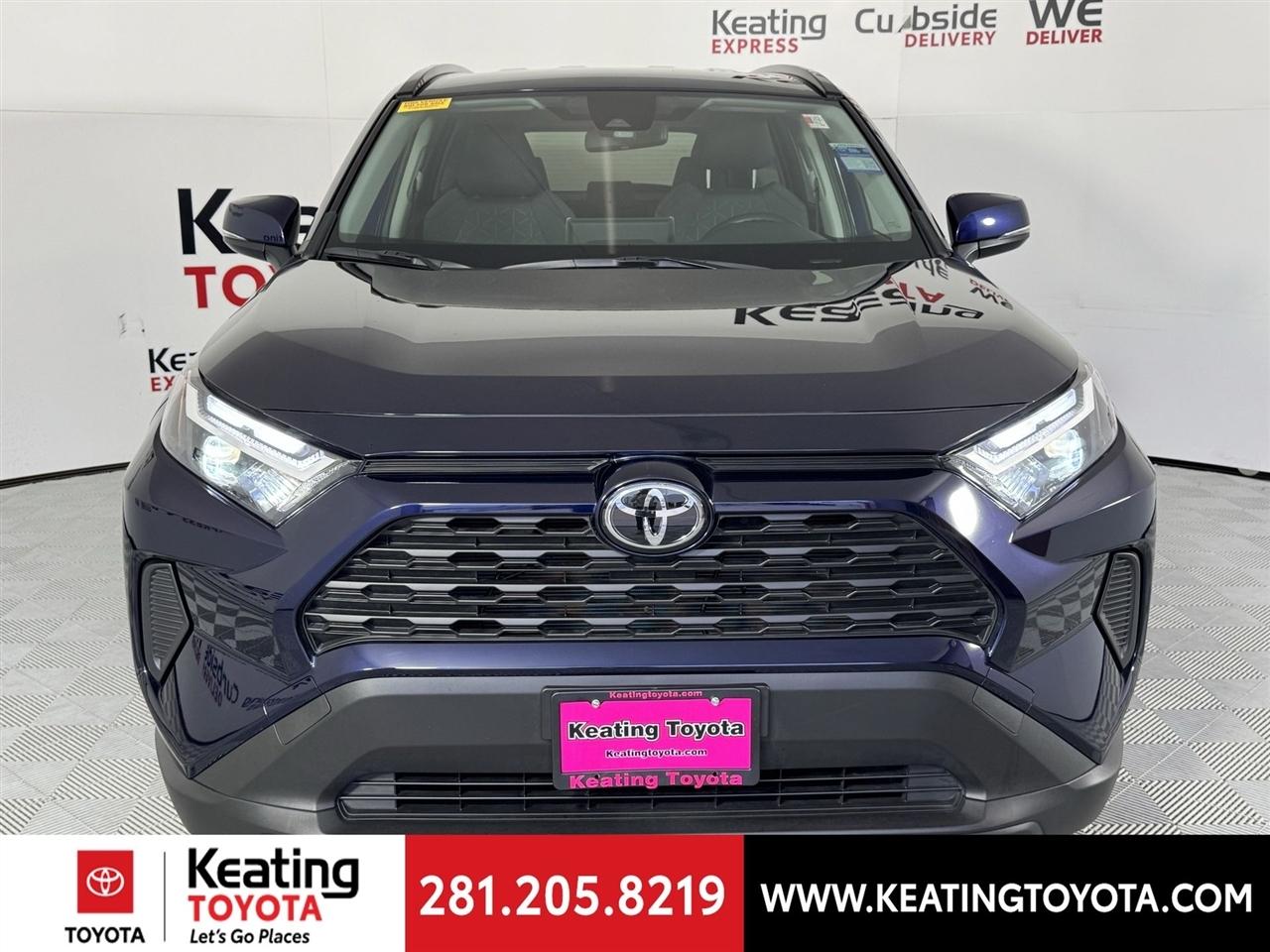 Toyota RAV4 Hybrid XLE 2025