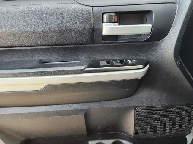 Toyota Tundra SR5 5.7L V8 CrewMax 4WD 2019