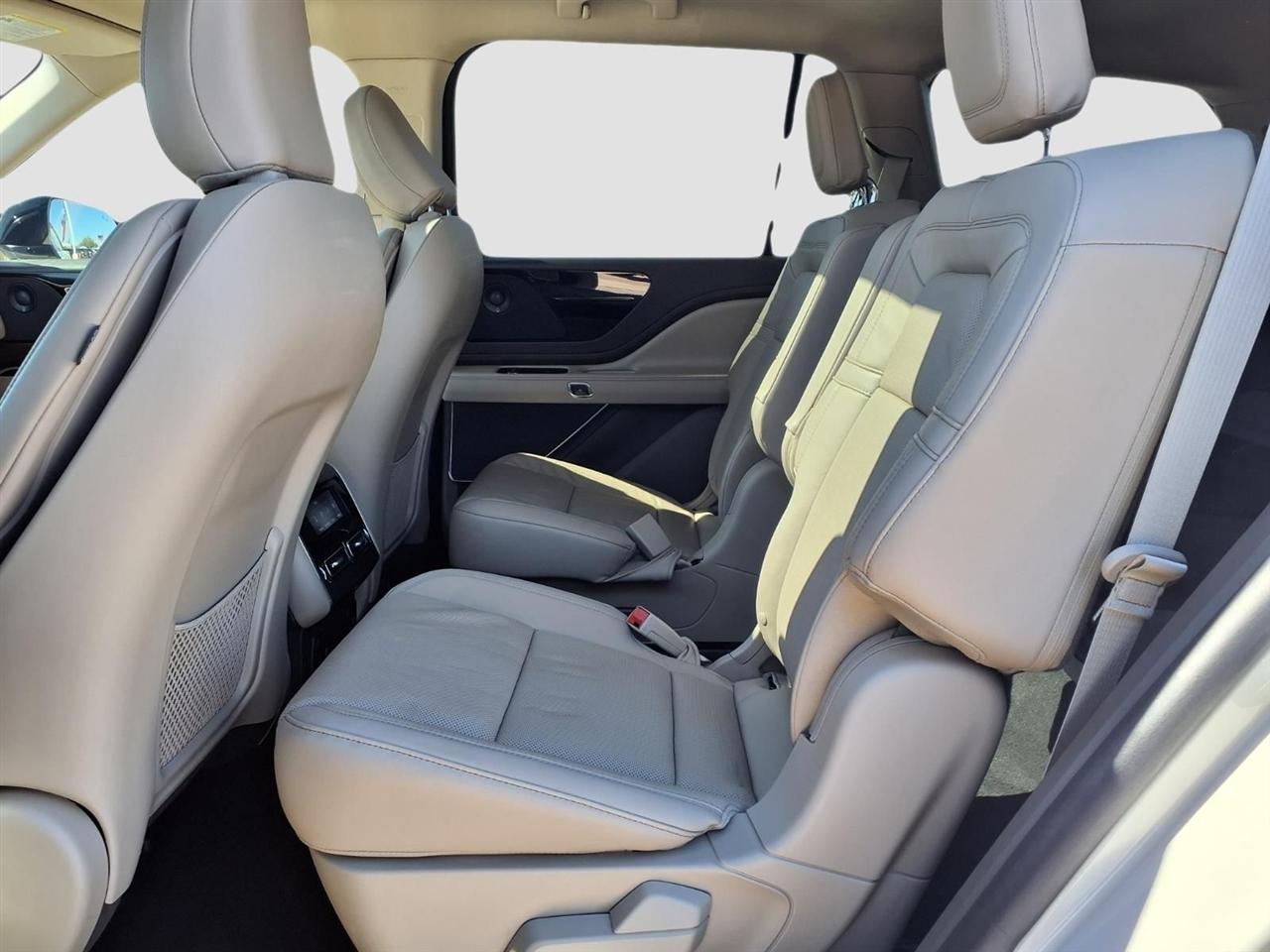 Lincoln Aviator Reserve AWD 2024